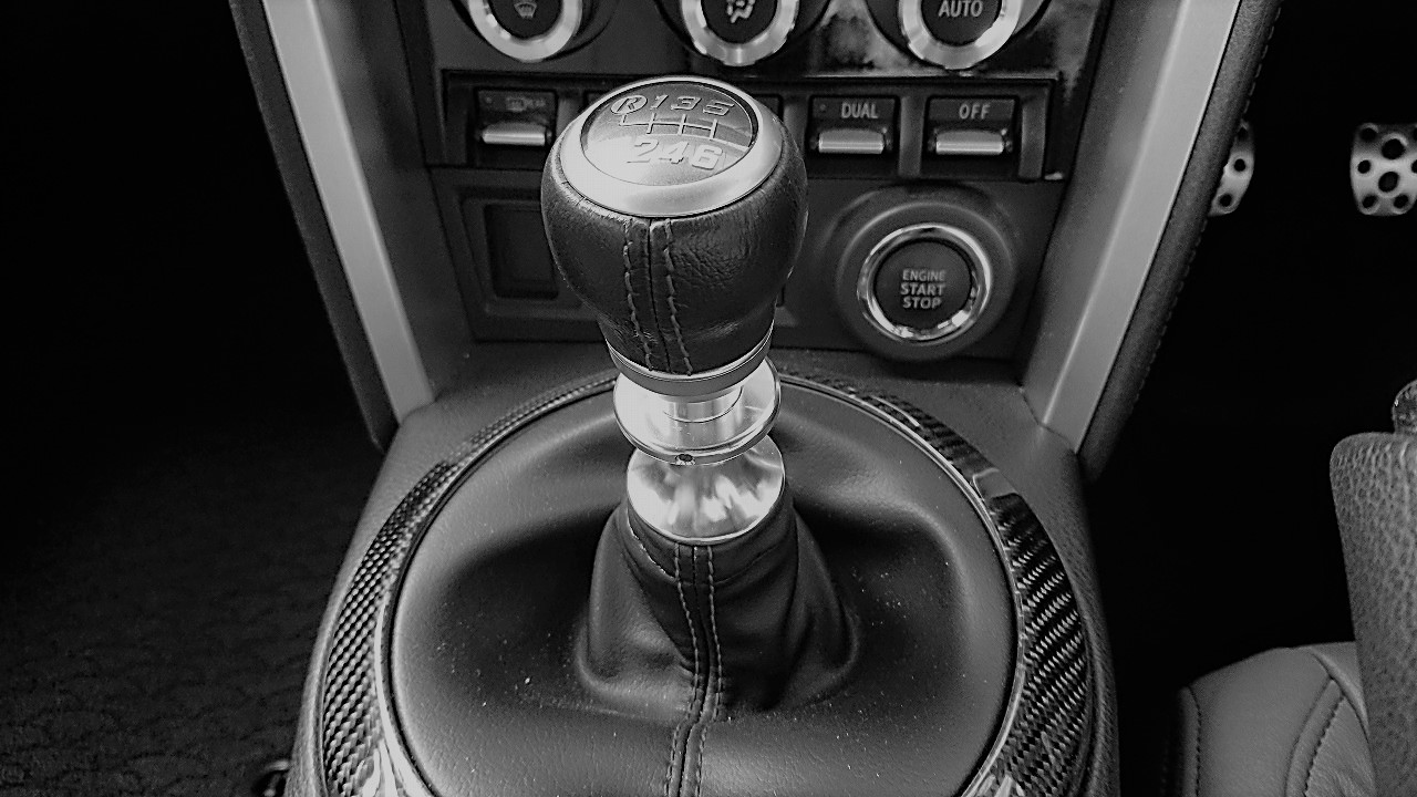 TRD シフトノブ 正規品 86 BRZ ZN6 ZC6 適合 純正 - クラッチ TRD シフトノブ 正規品 86 BRZ ZN6 ZC6 適合 純正 - クラッチ